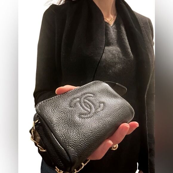 Chanel mini logo leather clutch - Picture 12 of 12